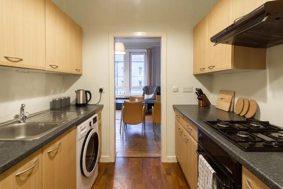 Stunning Flat With Modern Furnishings Apartment Edinburgh