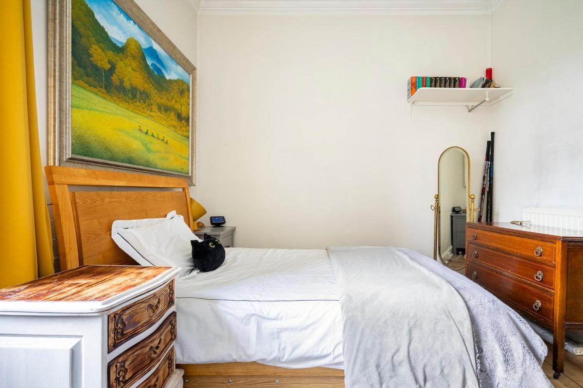 Apartment Stunning Flat With Modern Furnishings Edinburgh